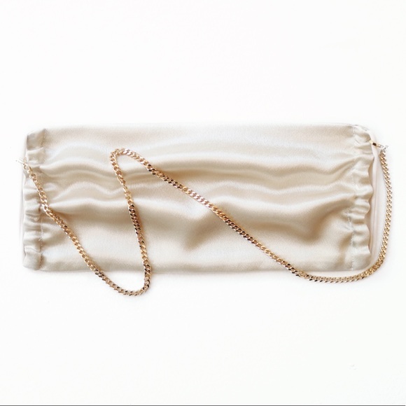 Accessories - ✨ Ivory Satin Face Mask w/Gold Chain ✨